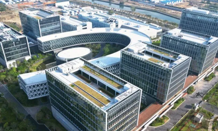 乌鲁木齐地王国际贸易有限公司工艺品系列区域特色与外贸适配性分析